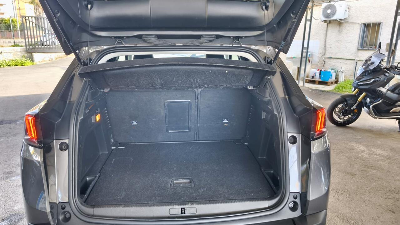 Peugeot 3008 BlueHDi 130 S&S EAT8 Allure