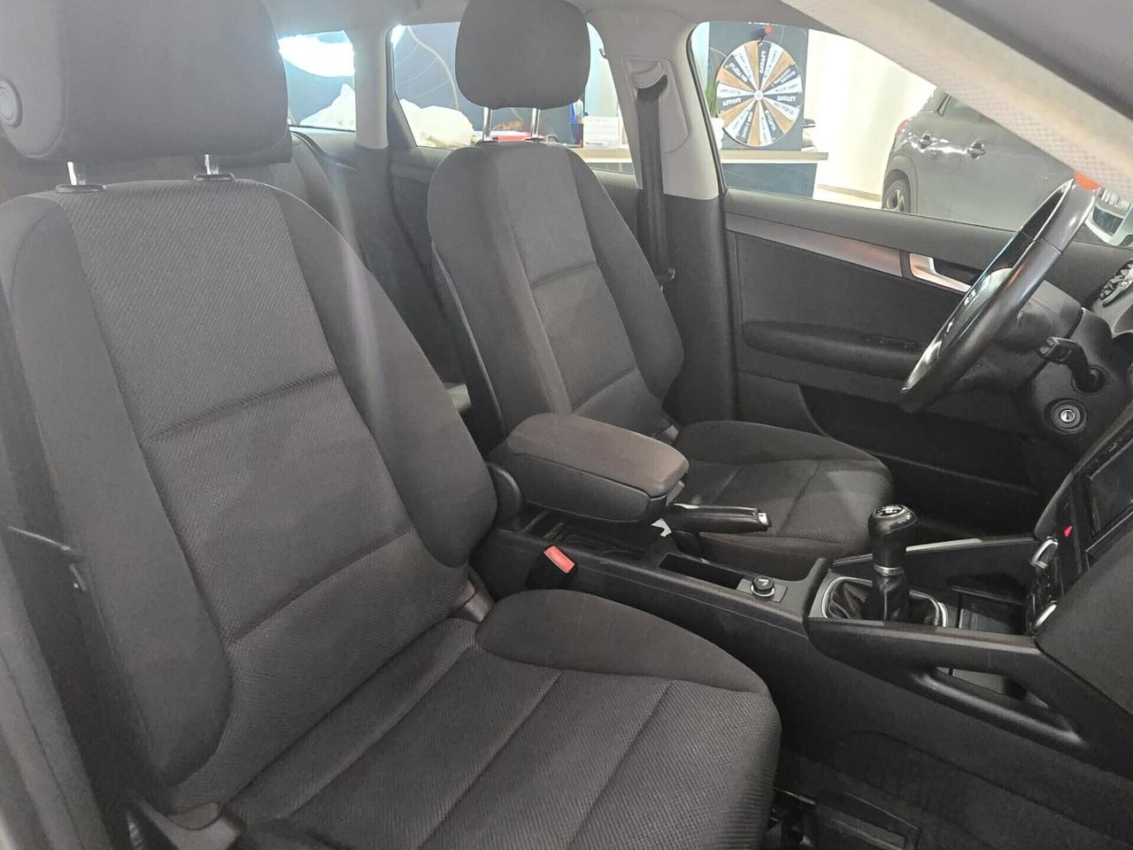 Audi A3 1.6 TDI 105 CV CR Ambiente