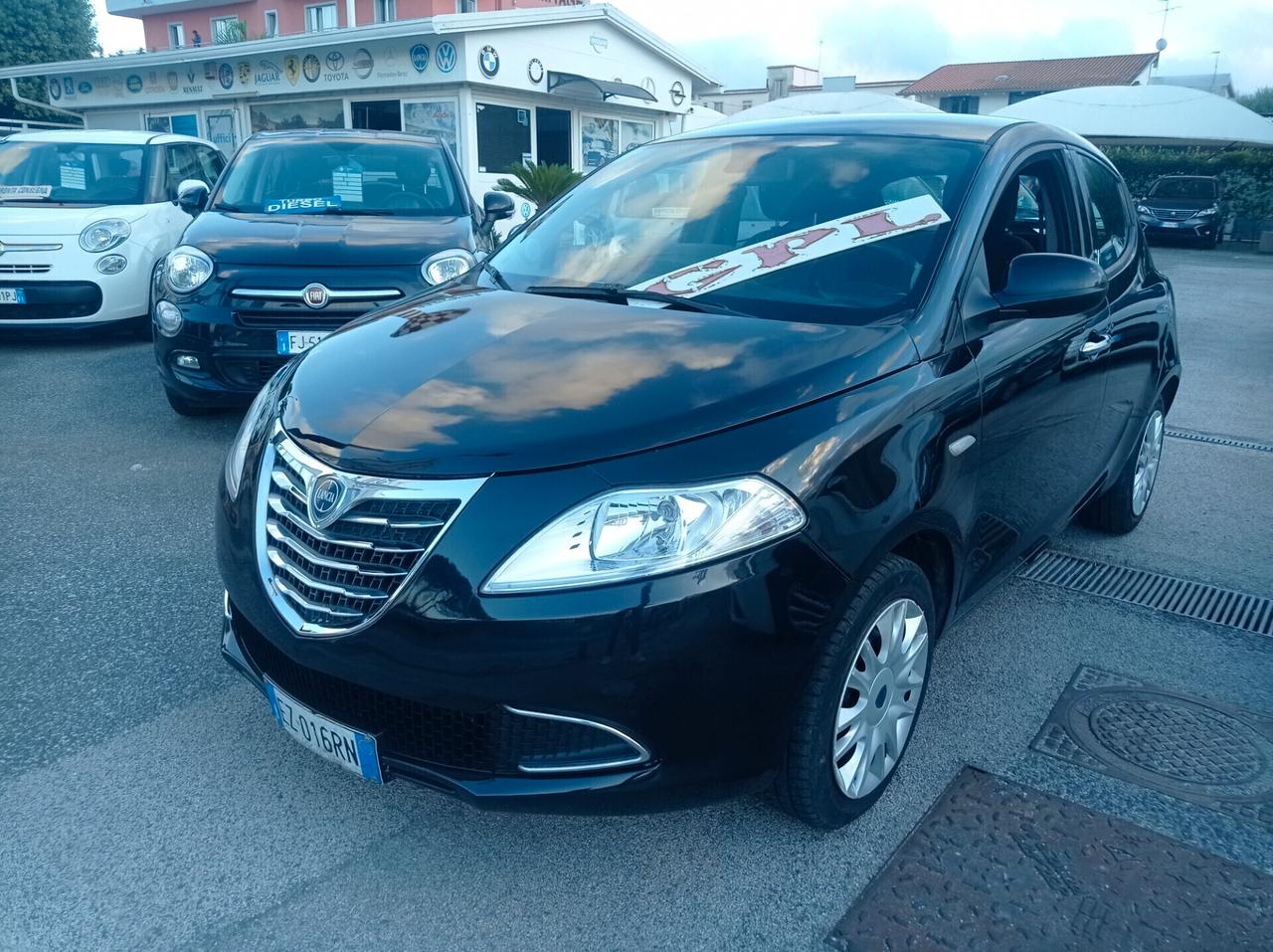 Lancia Ypsilon 1.2 69 CV 5 porte GPL Ecochic Platinum