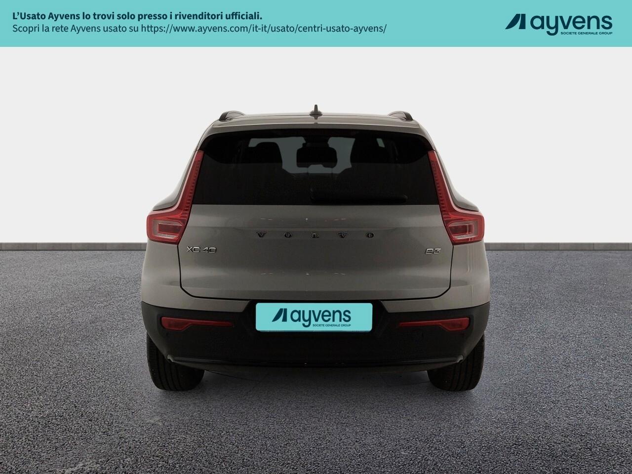 Volvo XC40 B3 automatico Plus Dark 163cv