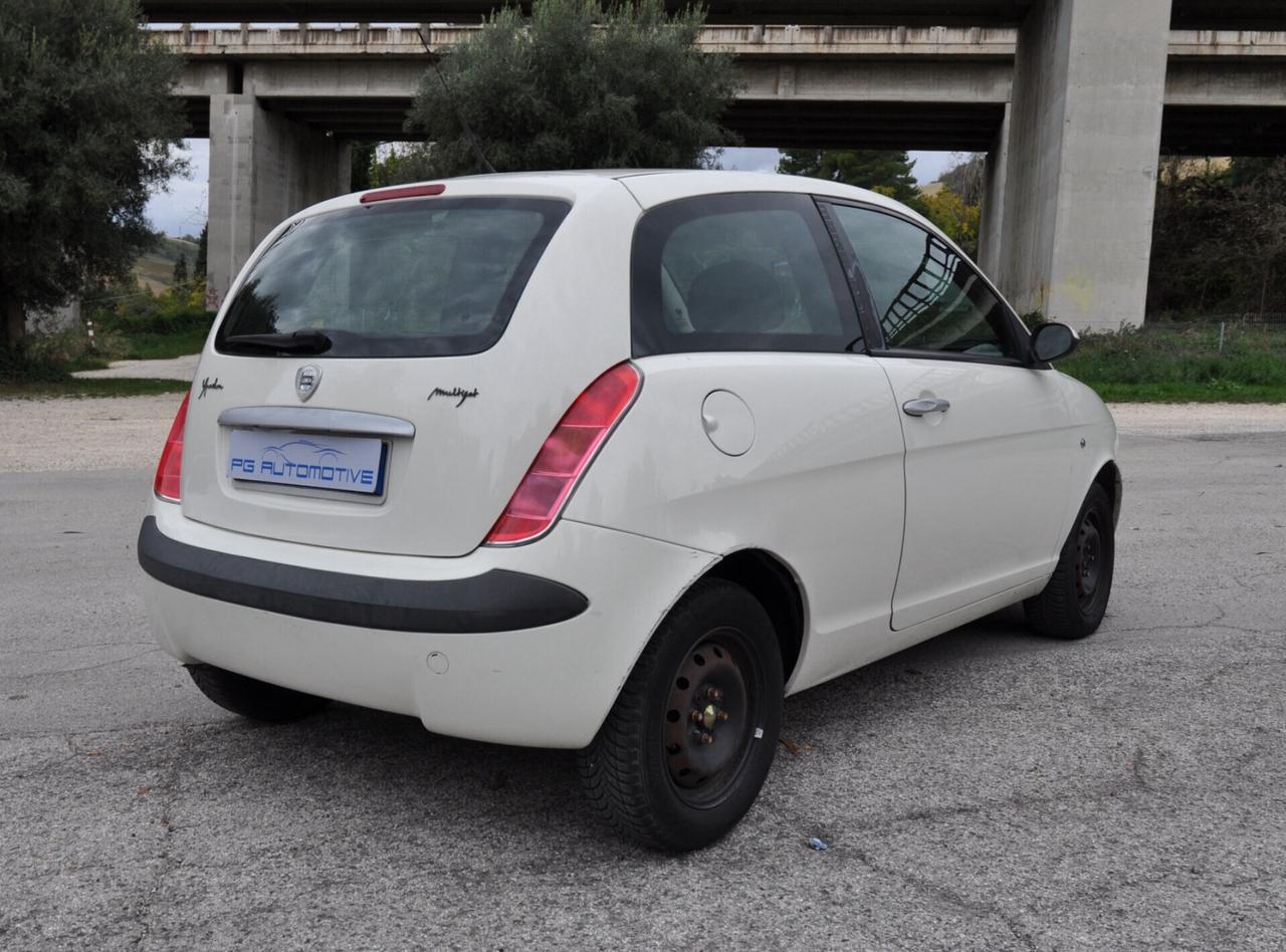 Lancia Ypsilon 1.3 Multijet 16V Momo Design NEOPATENTATI