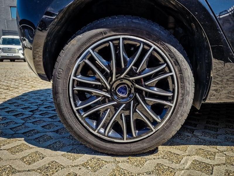Lancia Ypsilon III 2015 5 Porte 1.2 Ecochic 69cv Silver