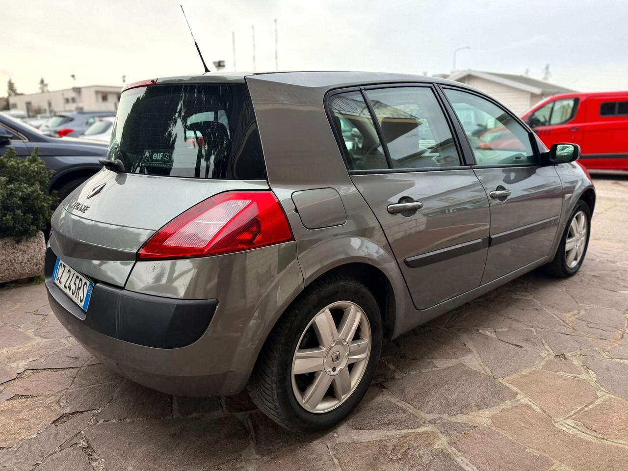 Renault Megane 1.6 16V GPL