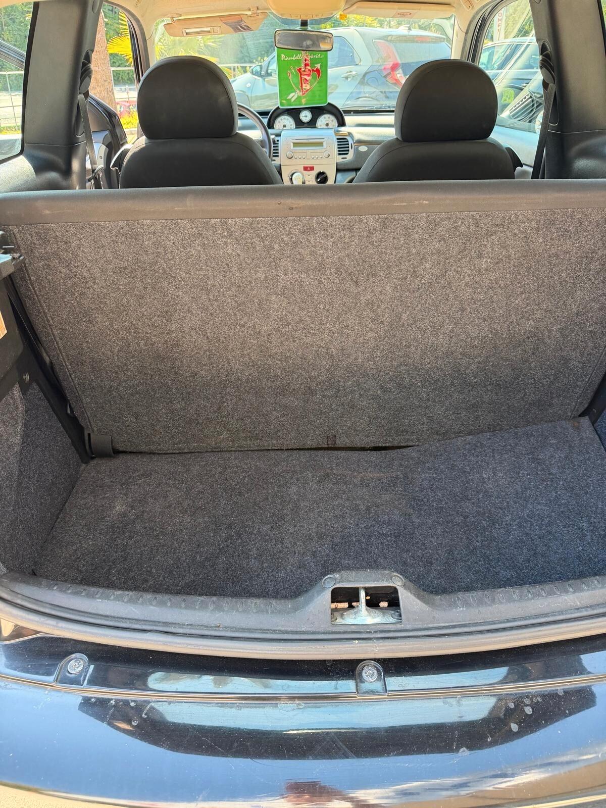 Lancia Ypsilon 1.3 MJT 75 CV Platinum