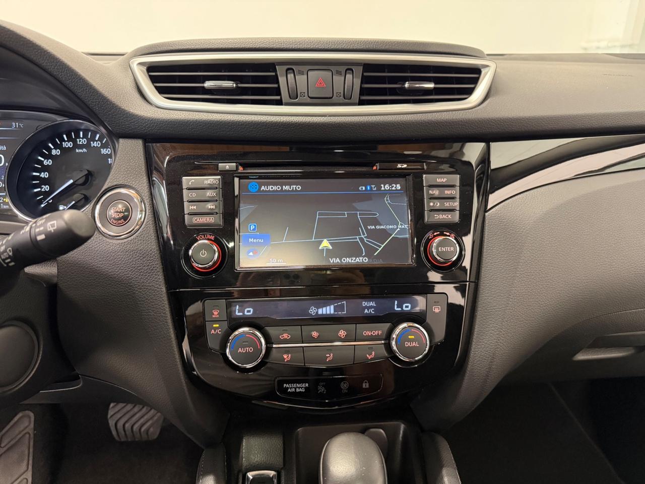 Nissan Qashqai 1.6 dCi 2WD Tekna