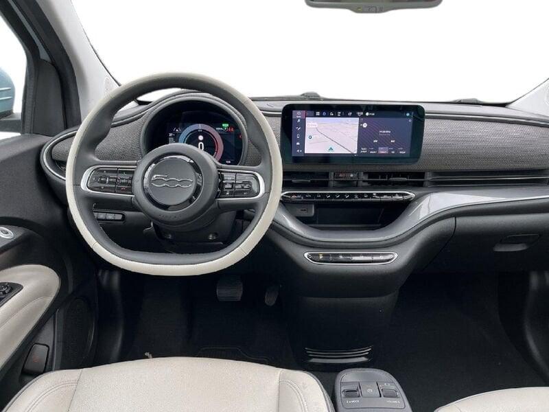 FIAT 500e 42 kWh La Prima