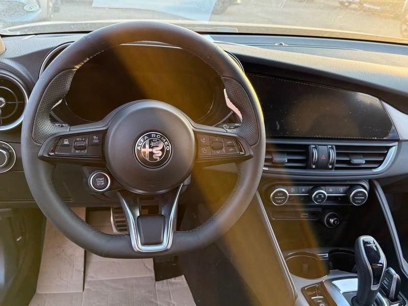 Alfa Romeo Giulia Giulia 2.2 Turbodiesel 210 CV AT8 AWD Q4 Veloce
