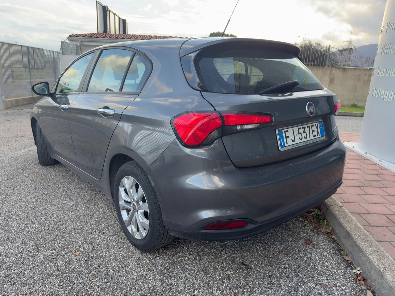 Fiat Tipo 1.4 5 porte Easy my17"