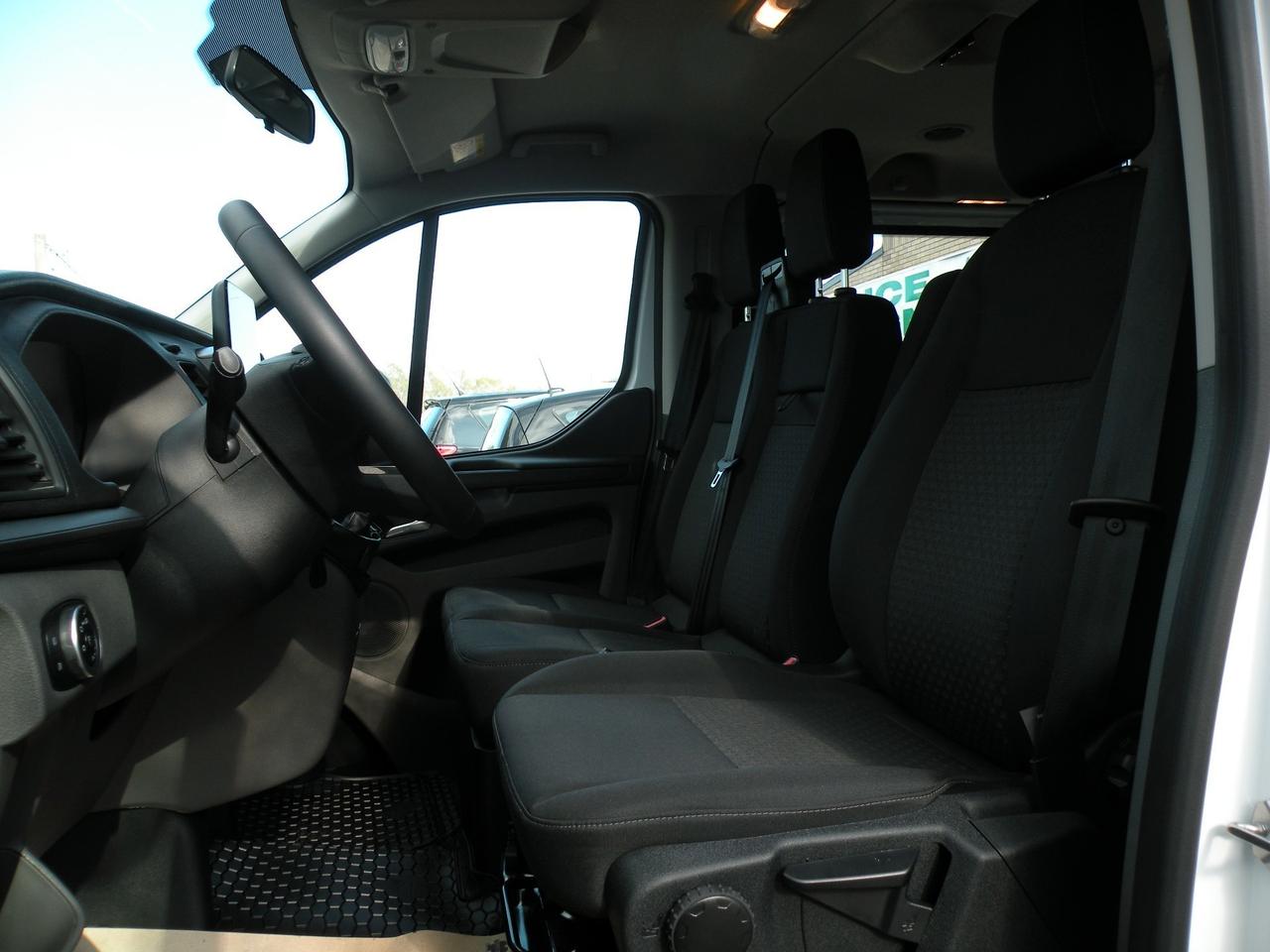 FORD TRANSIT CUSTOM 9 POSTI - NOLEGGIO