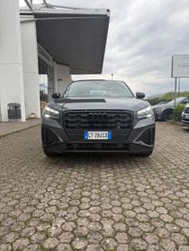 AUDI Q2 35 TFSI S tronic Identity Black