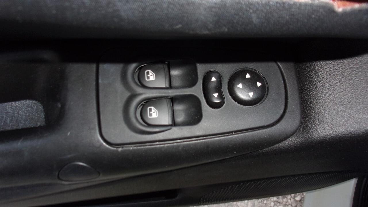Lancia Ypsilon 1.4 Oro Ecochic GPL