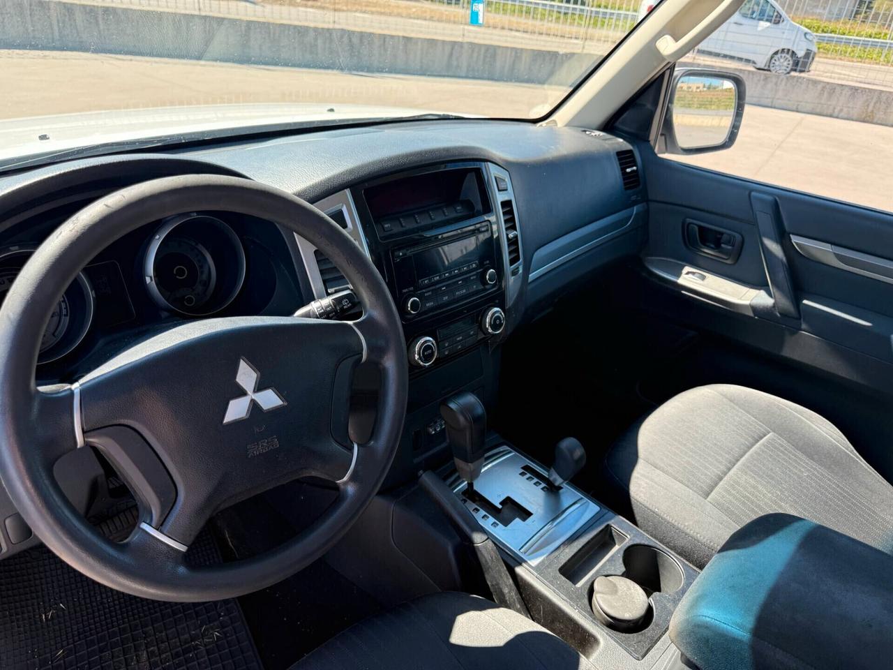 Mitsubishi Pajero 3.2 DI-D 16V aut. 3p. Intense DPF