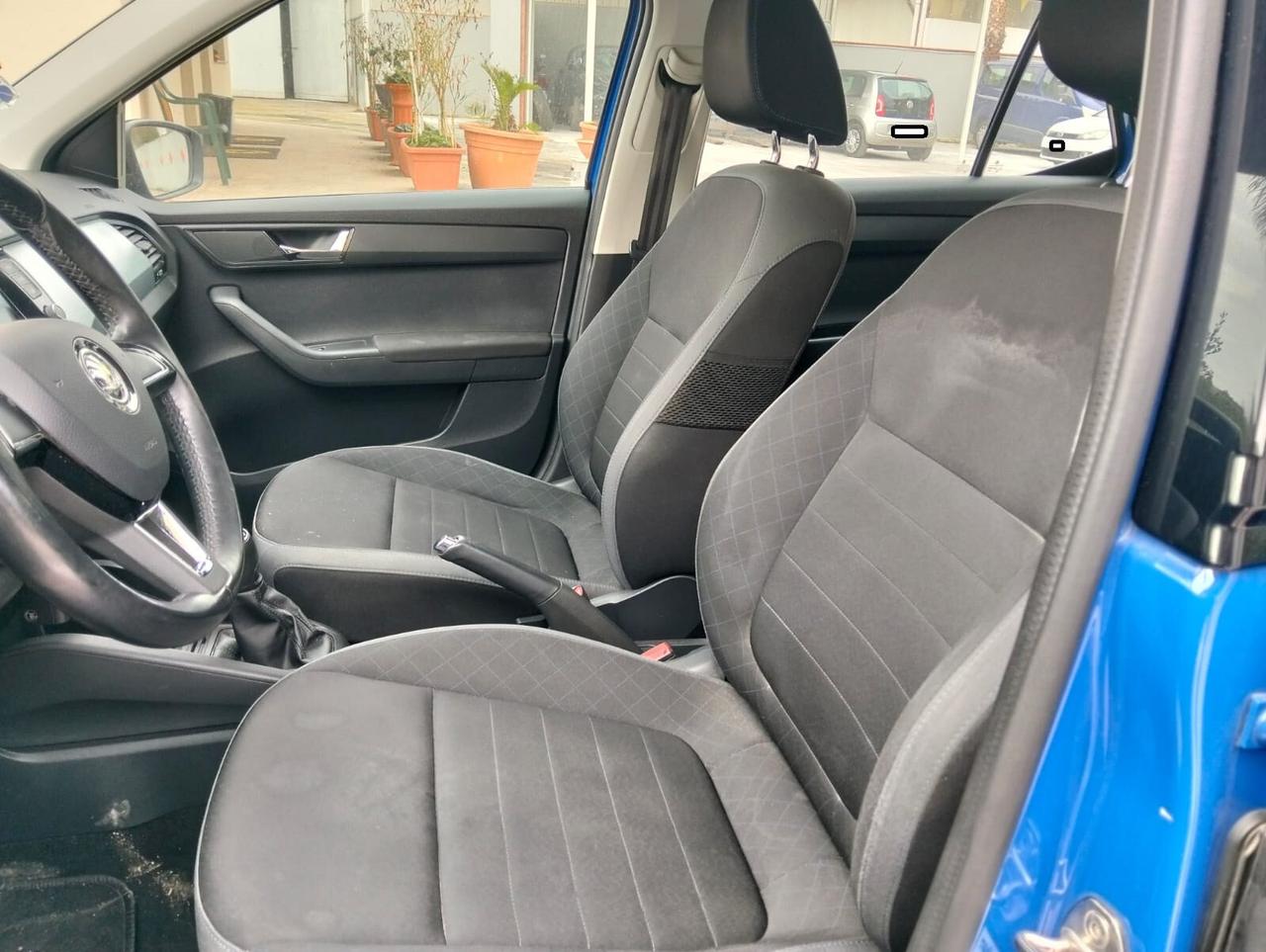 Skoda Fabia 1.0 MPI 75cv 2019 SINISTRATA