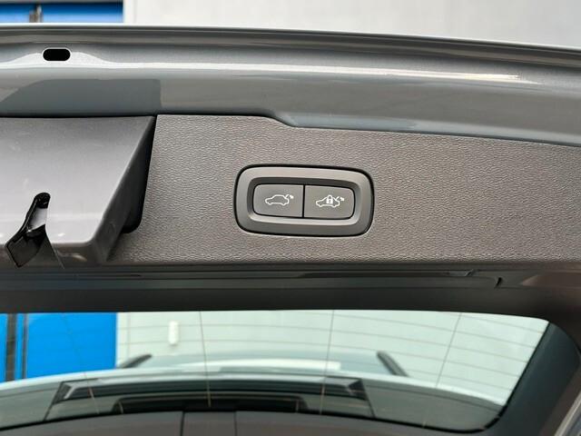 Volvo V60 B4 (d) automatico Core