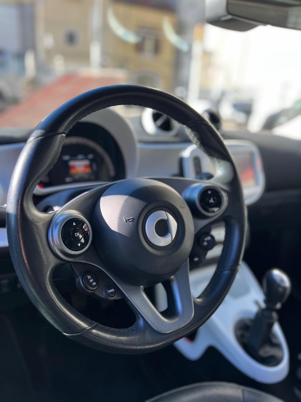 Smart ForFour 90cv TETTO/RETROCAMERA/BRACCIOLO