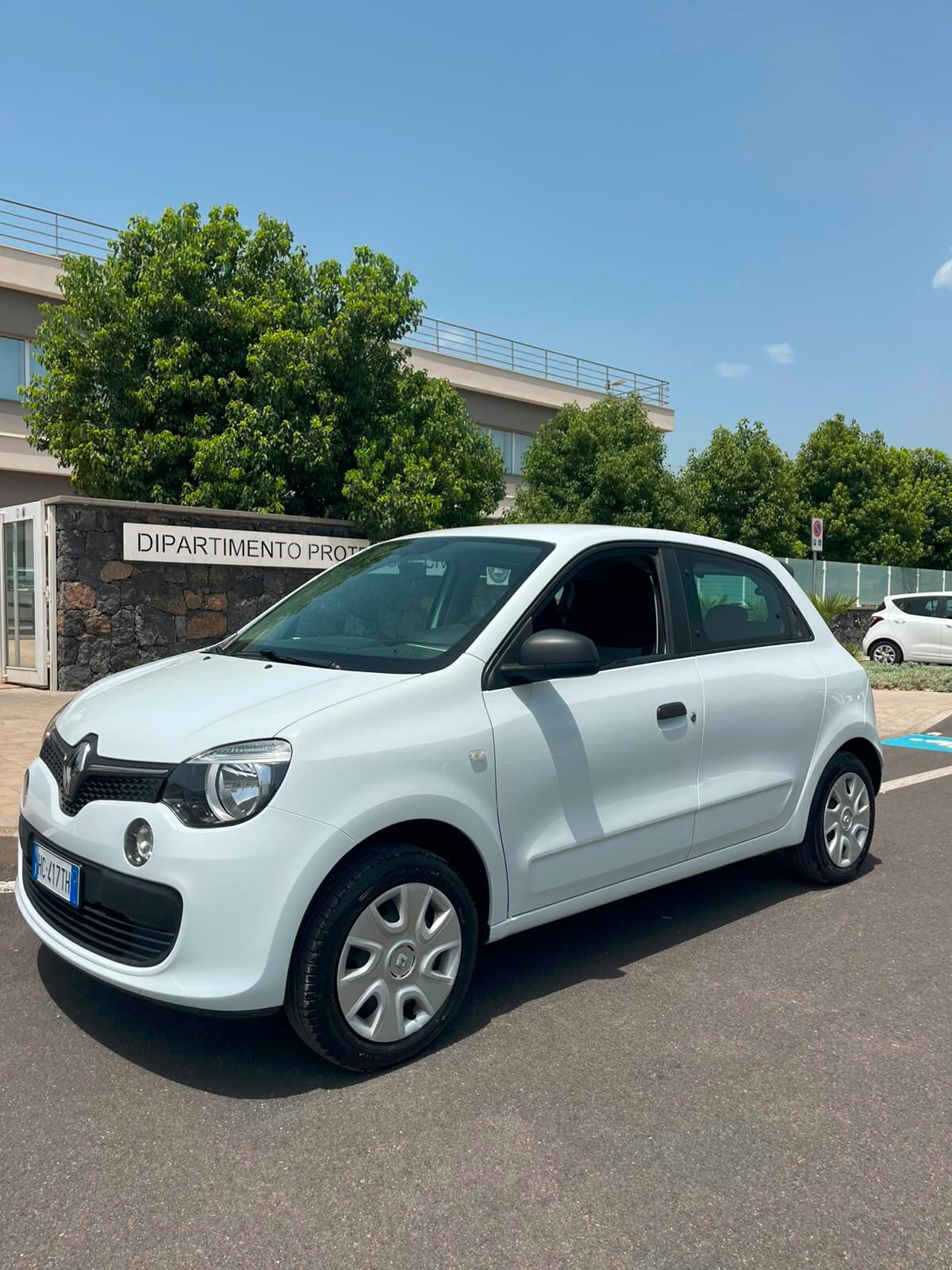 Renault Twingo SCe Lovely