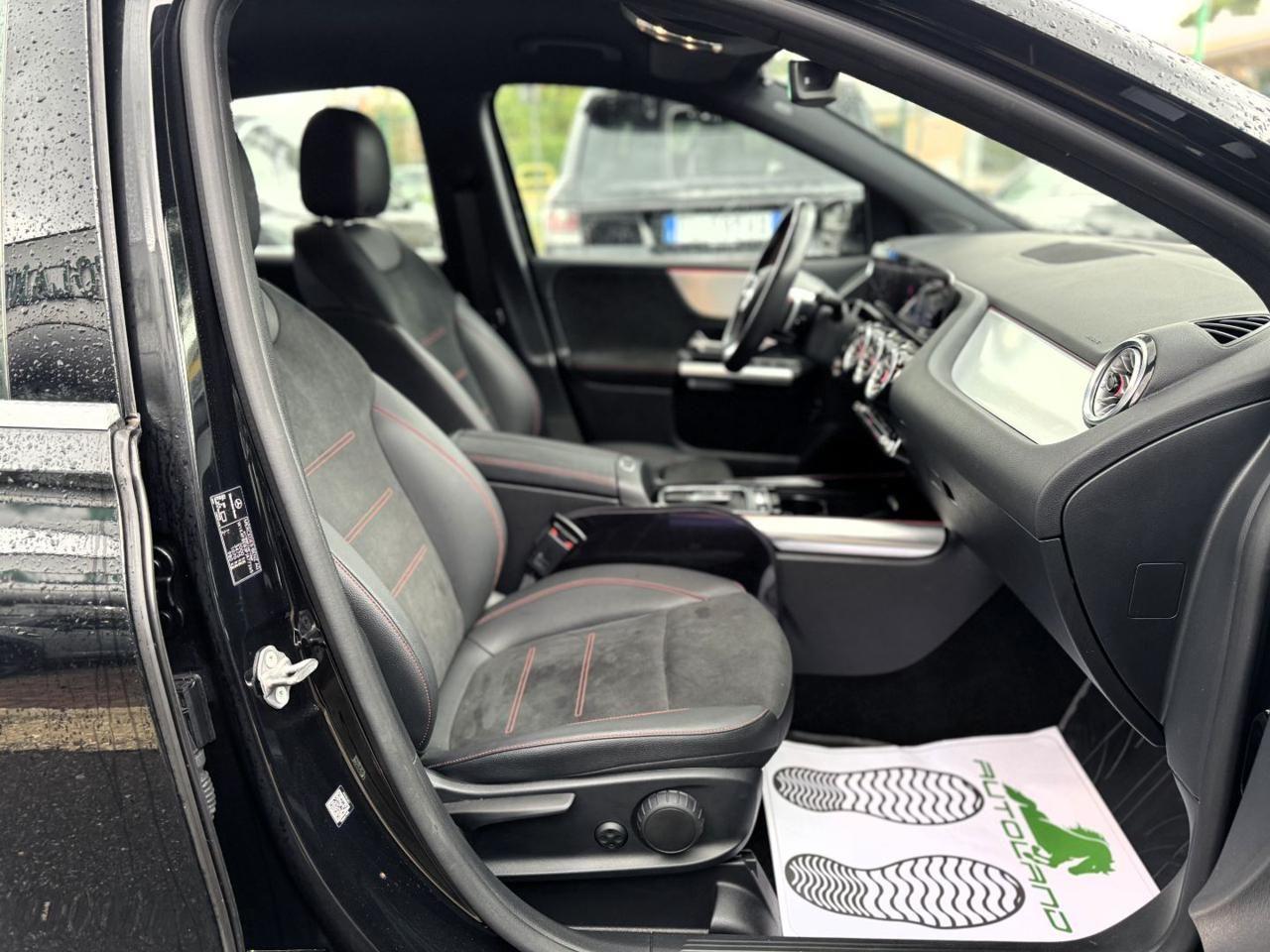 MERCEDES-BENZ B 180 Automatic AMG Line Premium CV 136 Garanzia Uff