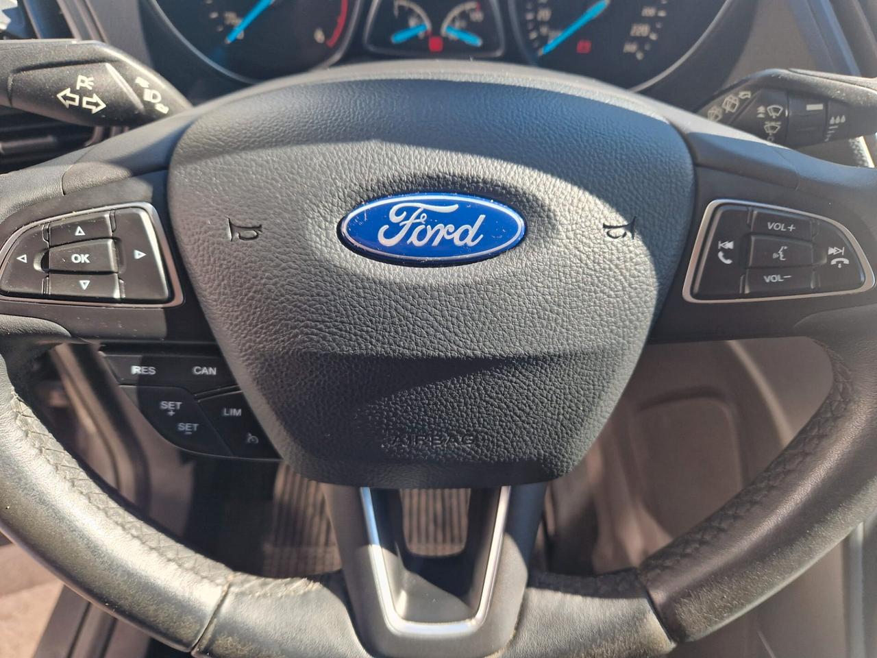 Ford Kuga 1.5 TDCI 120 CV bluetooth usb 06 19 manu. 2wd