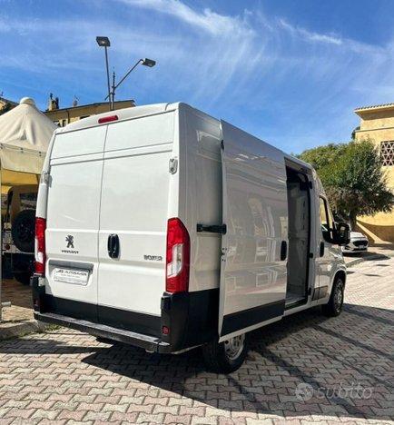 PEUGEOT Boxer 330 2.0 BlueHDi 130CV PM-TM Furgone