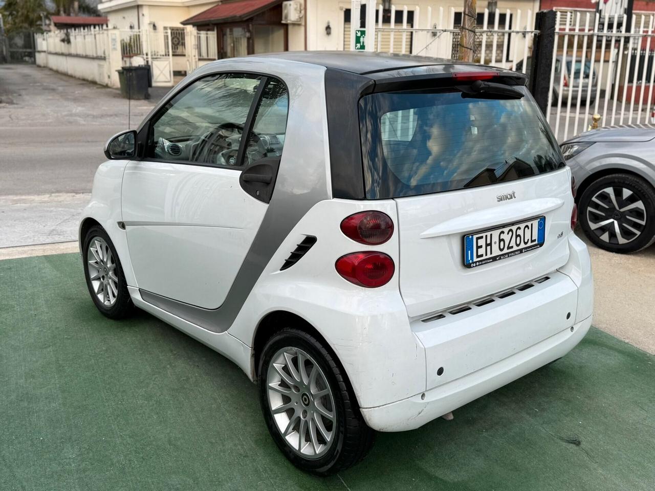 Smart ForTwo 800 DIESEL 2011