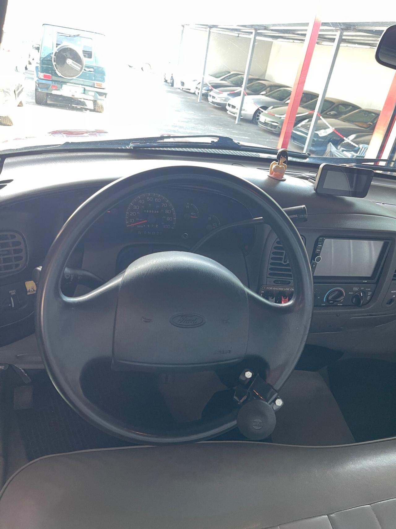 Ford F 150 XL 4.2 V6 4X4 PERMUTE RATE