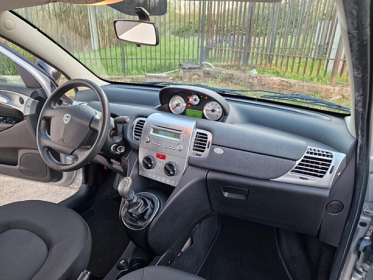 LANCIA YPSILON 1.4 Unyca Ecochic GPL - 2011