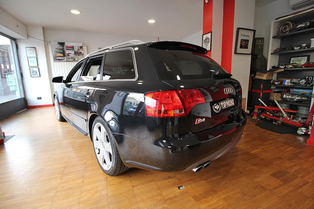 Audi A4 S4 Avant 4.2 V8 quattro S tiptronic B7 344 cv (2005)