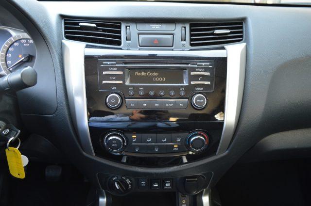 NISSAN Navara 2.3 dCi 4WD King Cab Acenta Autocarro