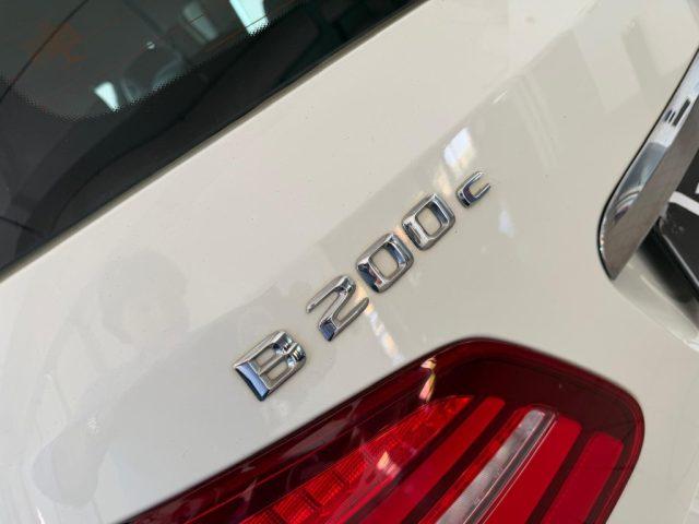 MERCEDES-BENZ B 200 c Sport //LED//NAVI//AUTOMATICA//