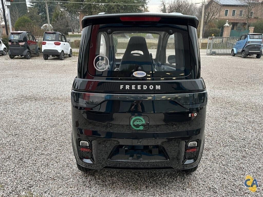 FREEDOM EVO ScooterCabinato/Minicar