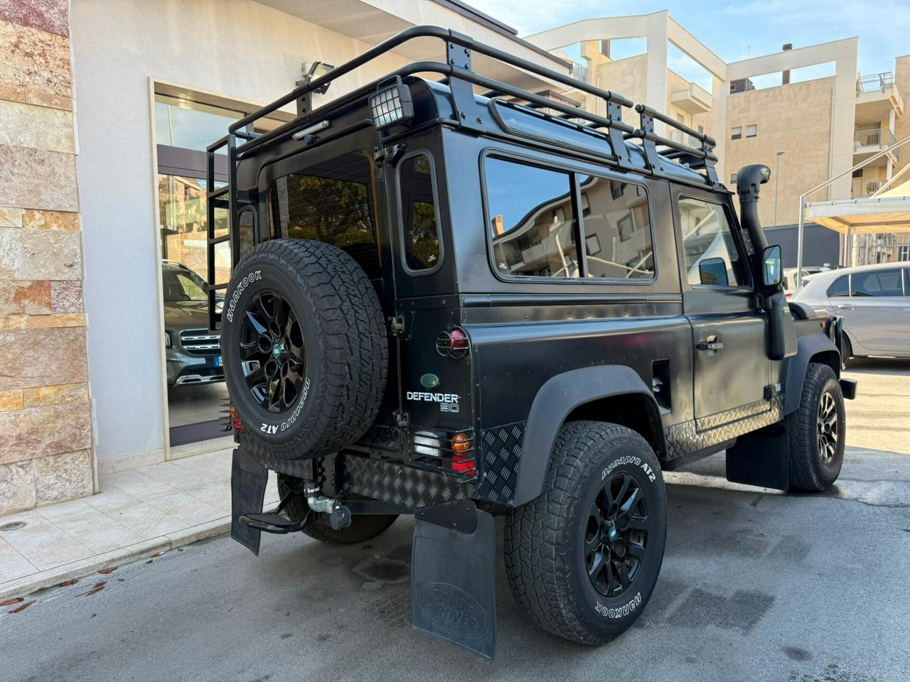 Land Rover Defender 90 serie300