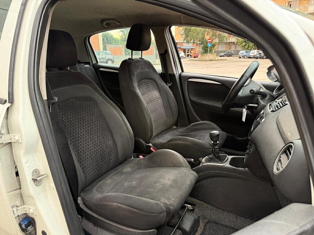 2016 Fiat Punto 1.4 8V 5 porte Natural Power Lounge