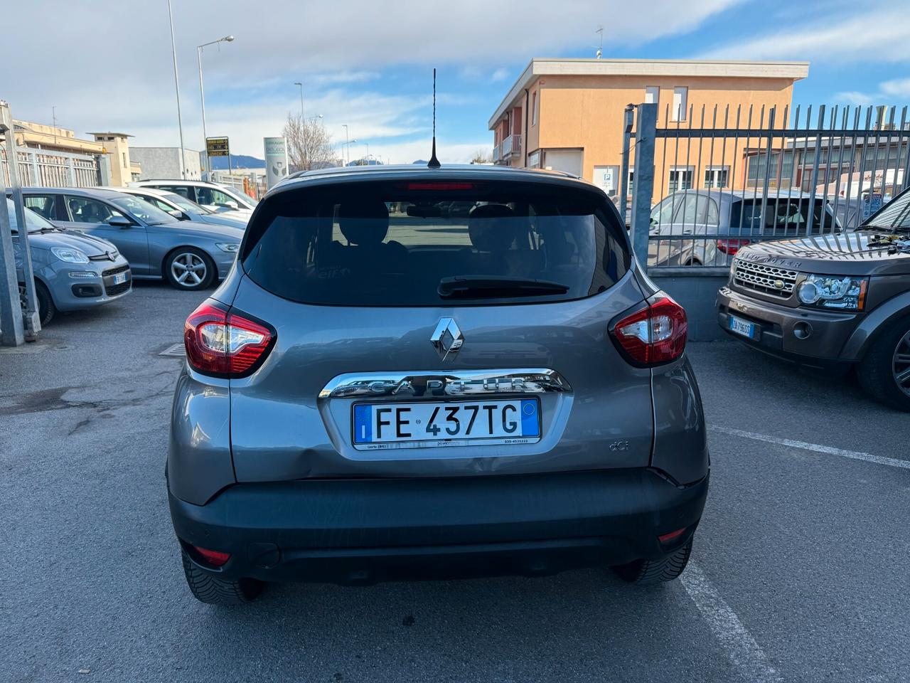 Renault Captur 1.5 dci /CINGHIA FATTA 90cv E6