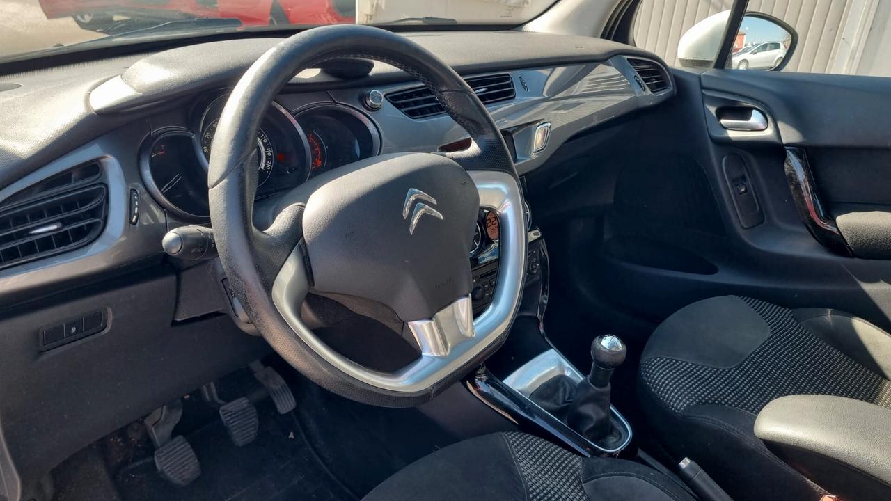Citroen C3 1.2 VTi 82 Exclusive-82CV-60KW-BENZINA-EURO5B-