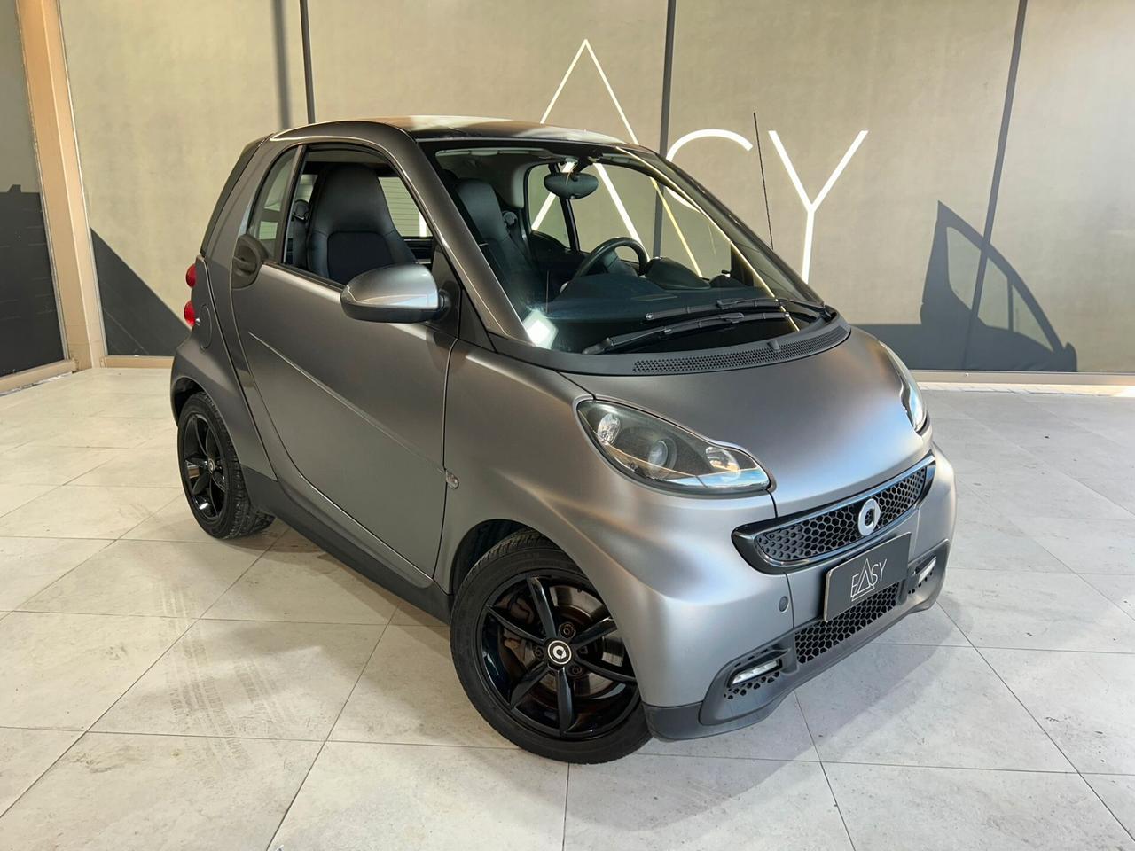 SMART FORTWO 1.0 mhd Pure 61cv FL * 79 000 KM *