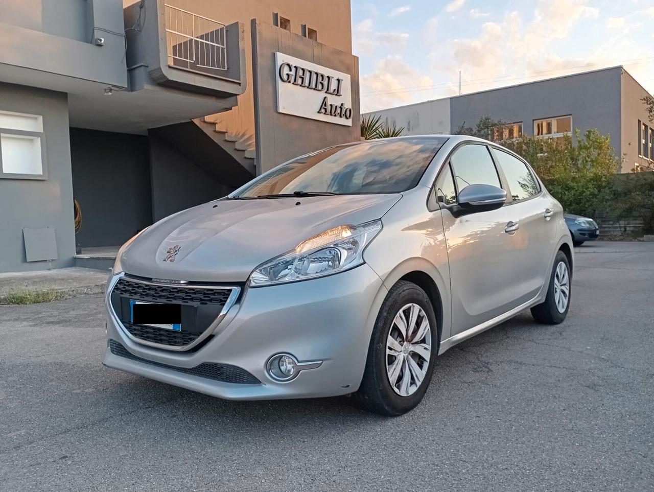 Peugeot 208 1.2 VTi 82 CV 5 porte Allure