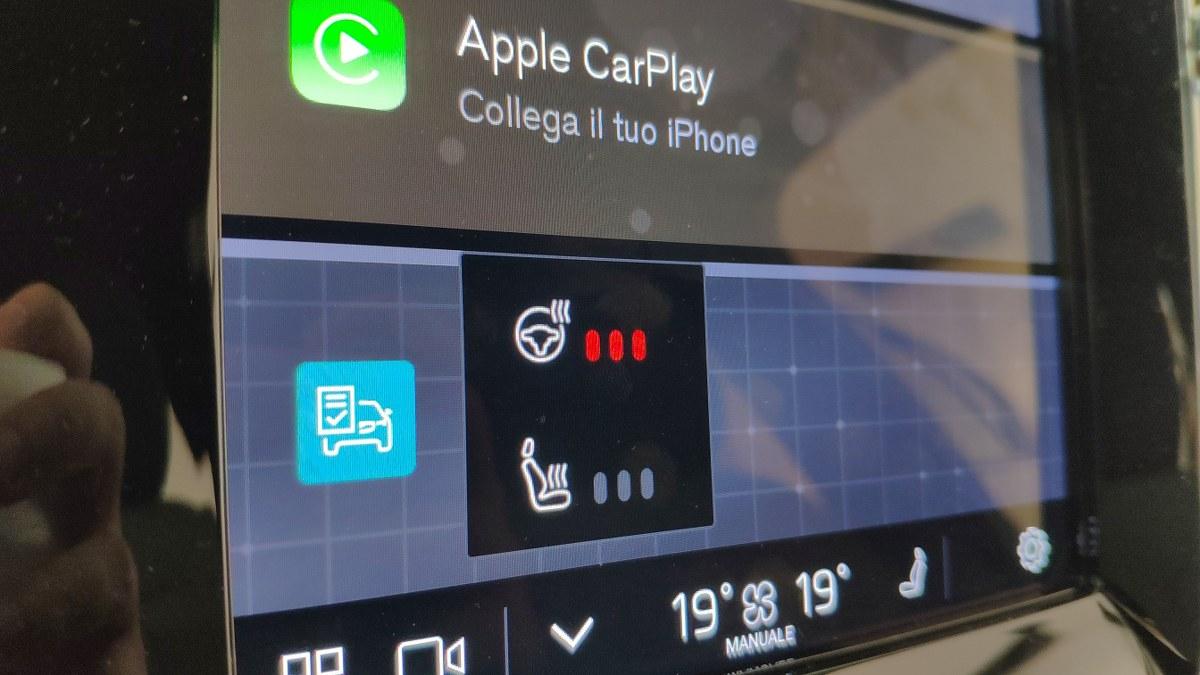 VOLVO Xc40 B3 Mild Hybrid Automatico Core