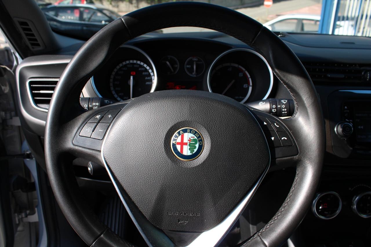 Alfa Romeo Giulietta 1.6 JTDm-2 105 CV Exclusive