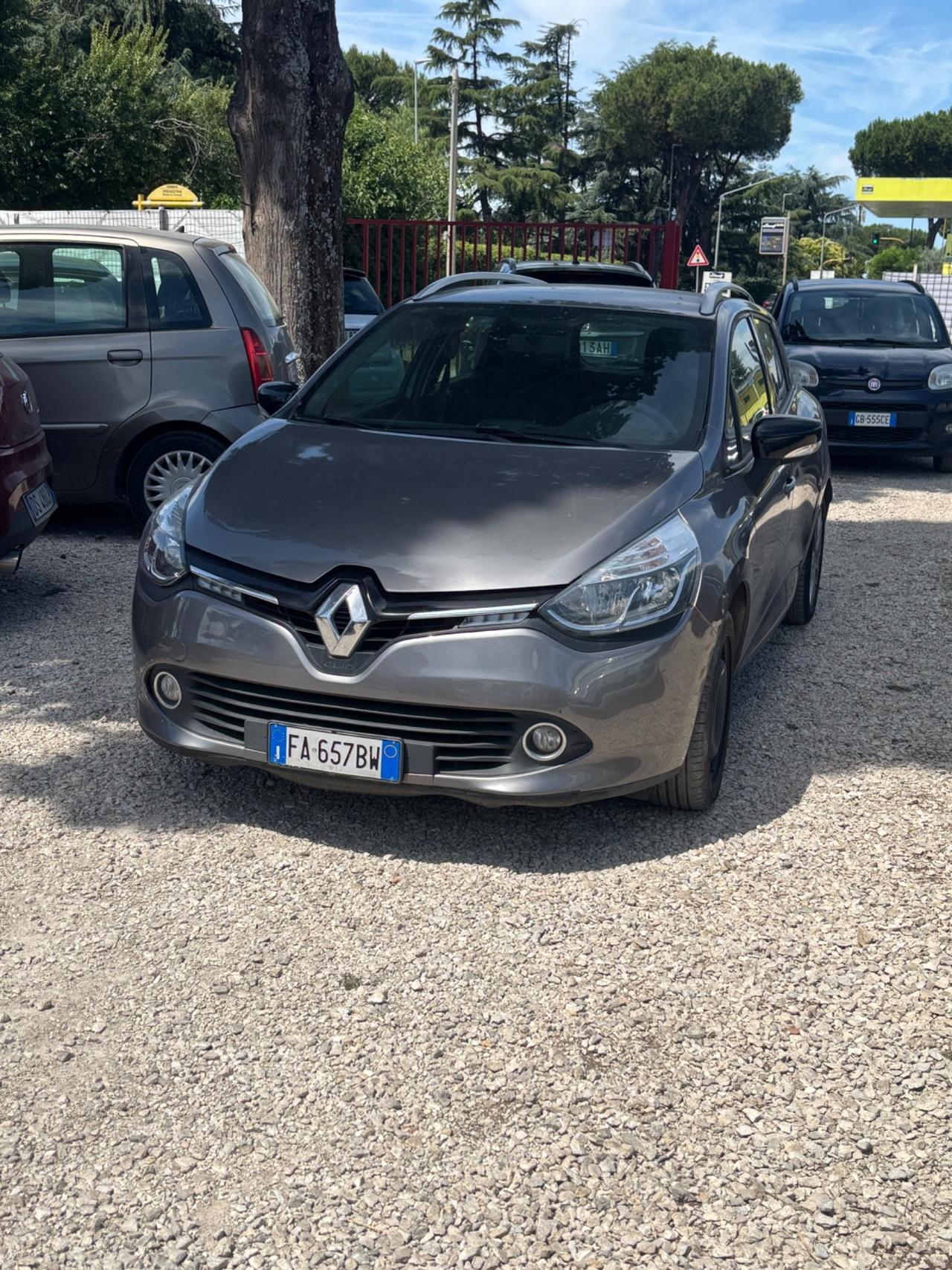Renault Clio Sporter 1.5 dCi 8V 75cv Costume National