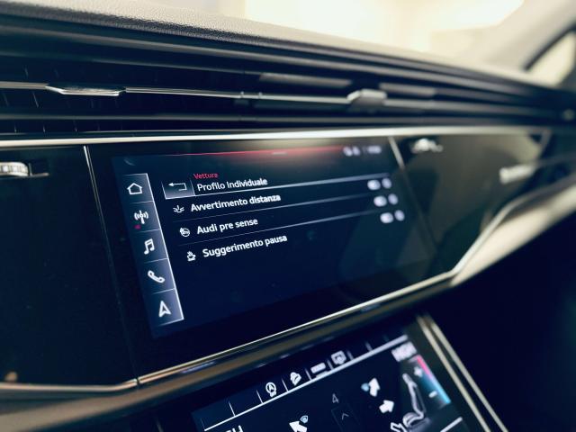 Audi Q7 45 3.0 tdi mhev quattro tiptronic S-Line