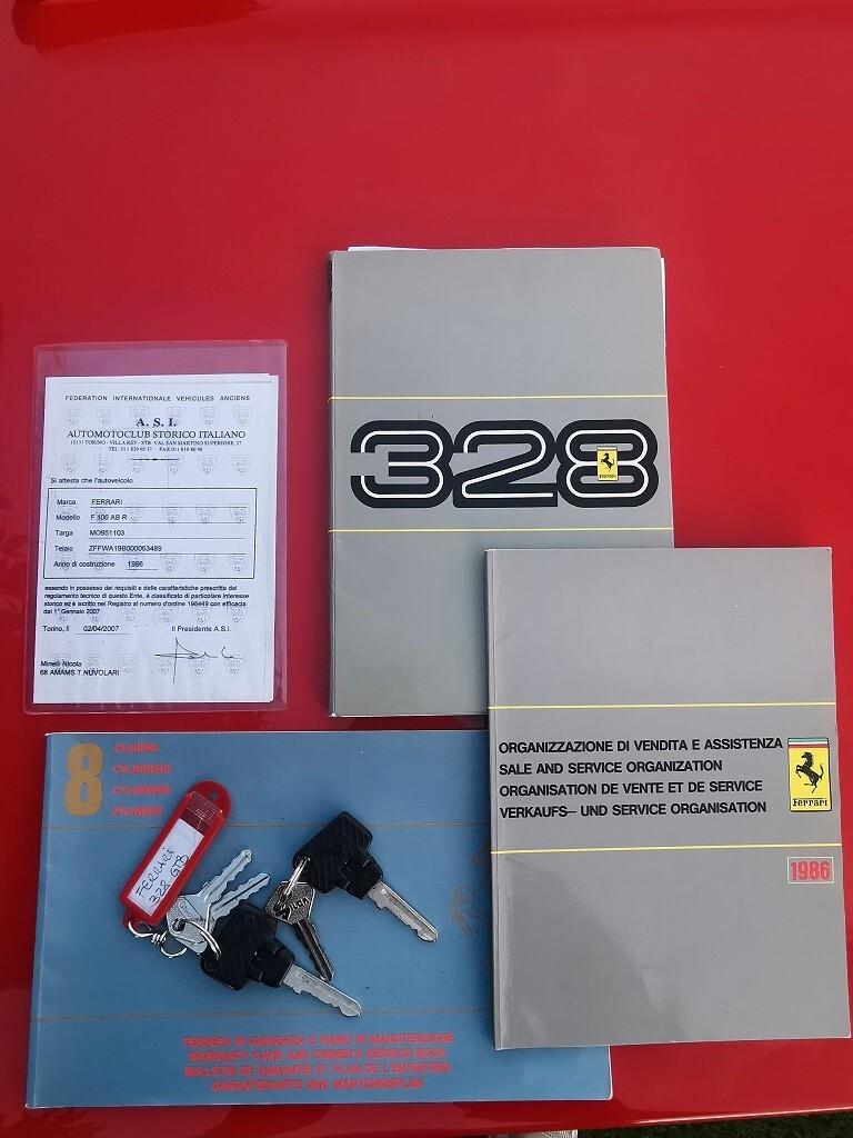 Ferrari 328 GTB (solo 1340 esemplari prodotti)