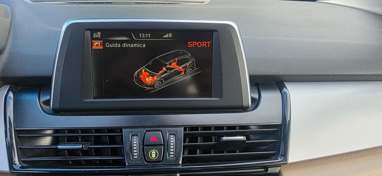 Bmw 216d Tourer Luxury neopatentati euro6b