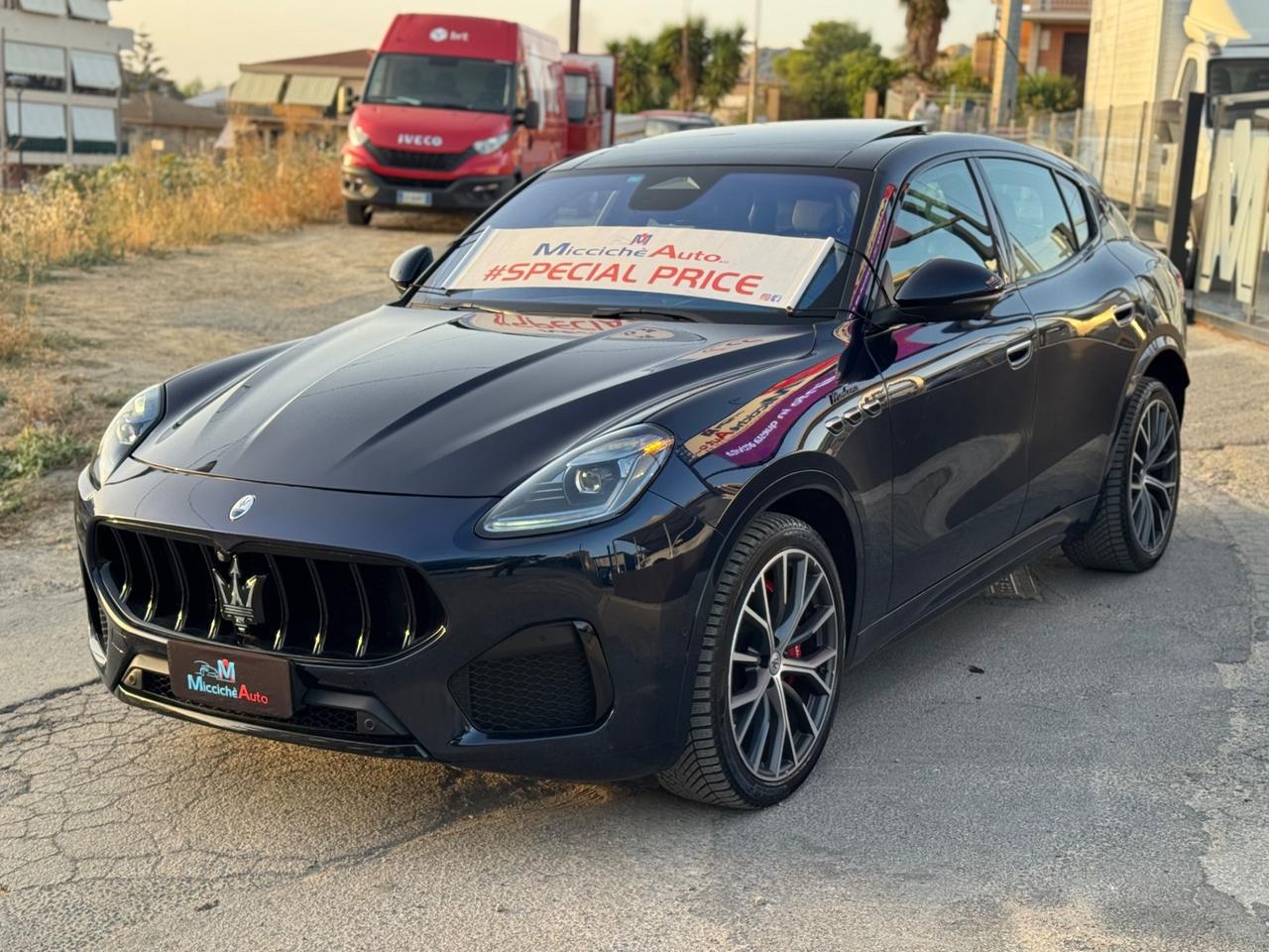 MASERATI GRECALE 2.0 MHEW 330 CV MODENA STRAFULL IVA TETTO