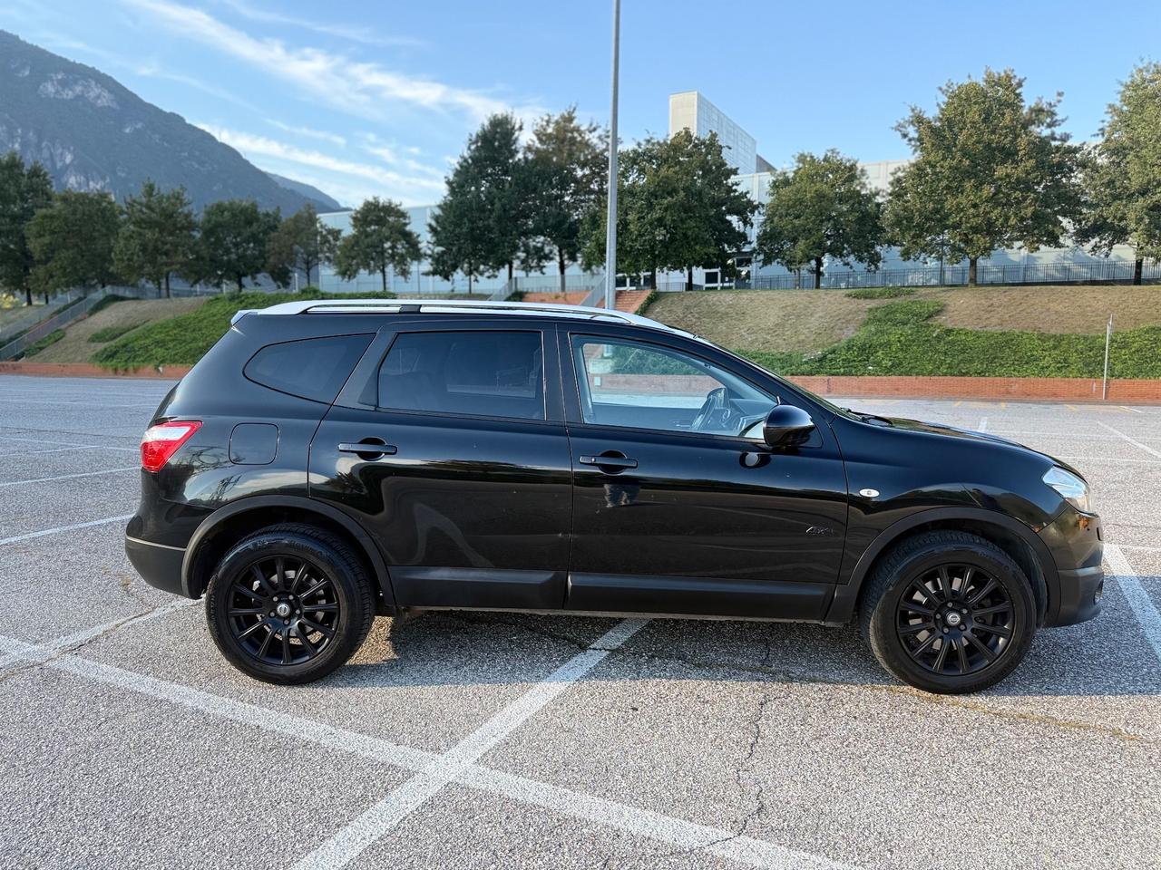 Nissan Qashqai Qashqai+2 2.0 dCi DPF n-tec
