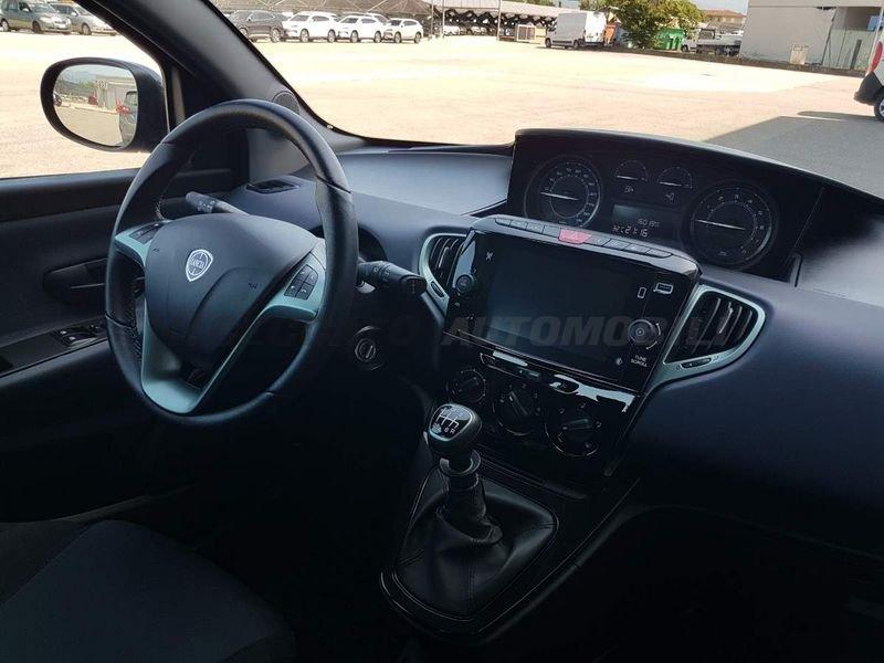 Lancia Ypsilon Ypsilon 1.0 firefly hybrid Platino s&s 70cv