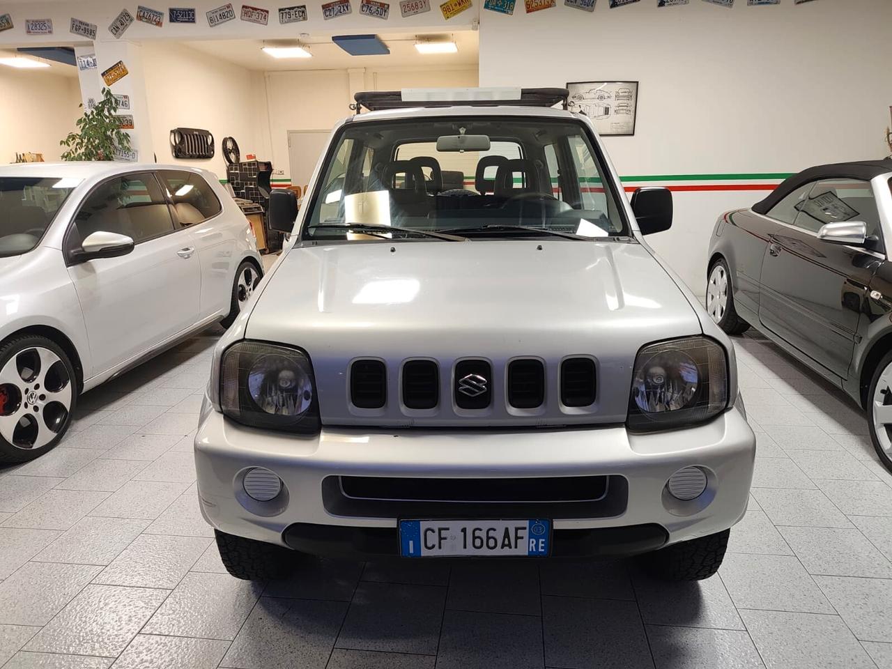 Suzuki Jimny 1.3i 4WD GANCIO TRAINO NEOPATENTATI
