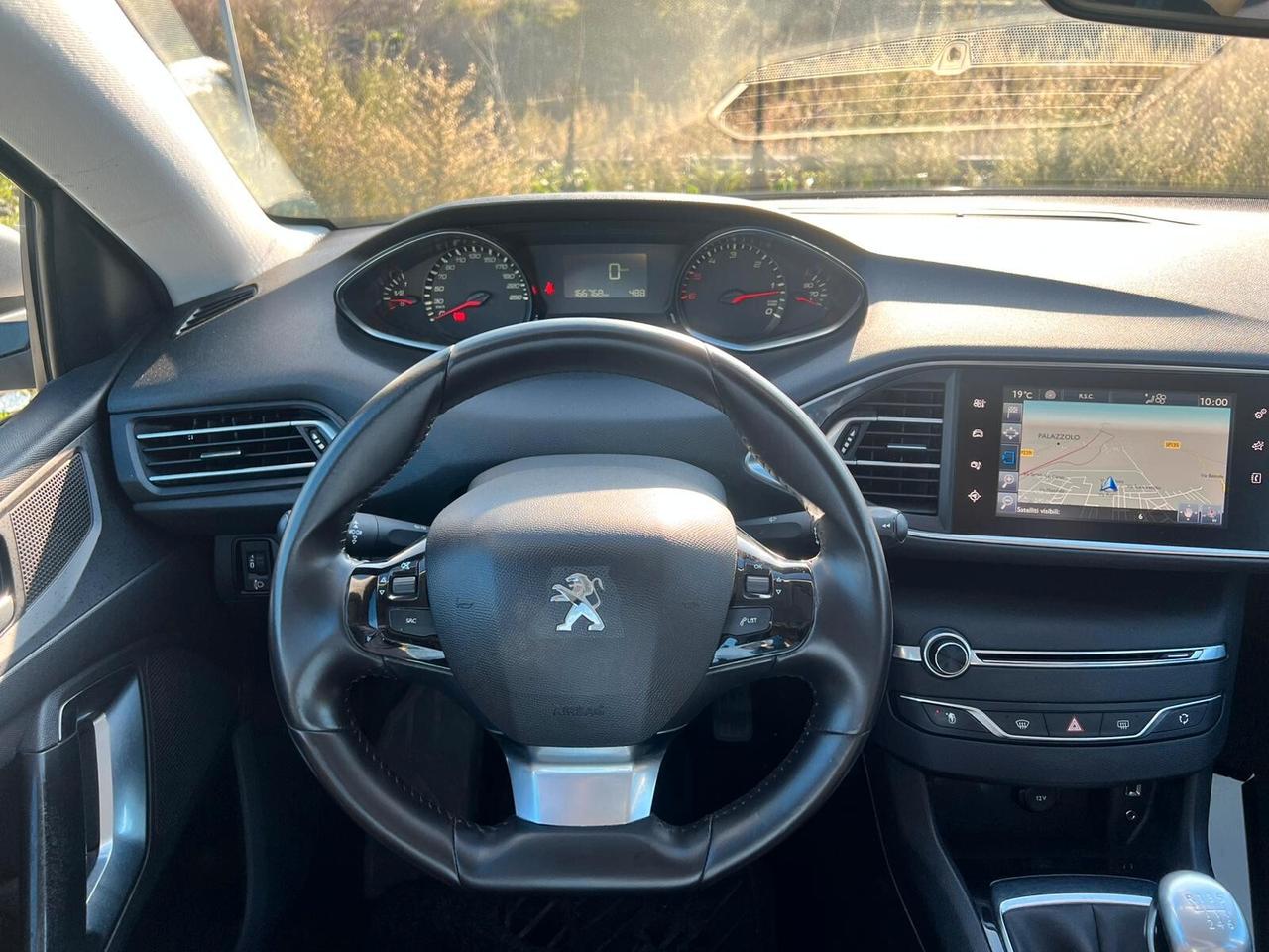 Peugeot 308 1.6HDI MODELLO ALLURE CHIAMA 2017