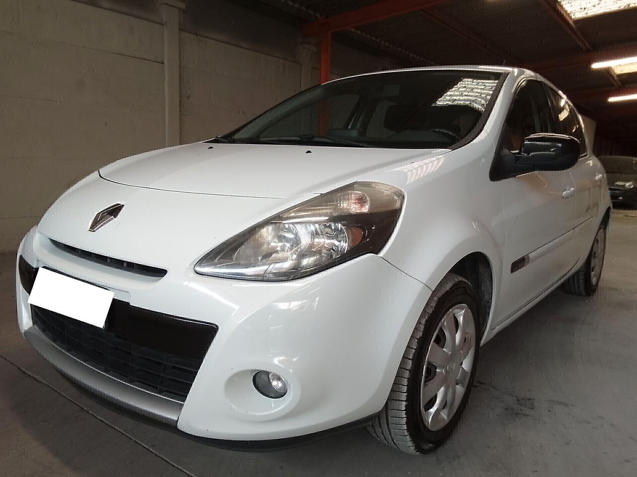 Renault Clio 1.5 TDCI 5PORTE ok Neo