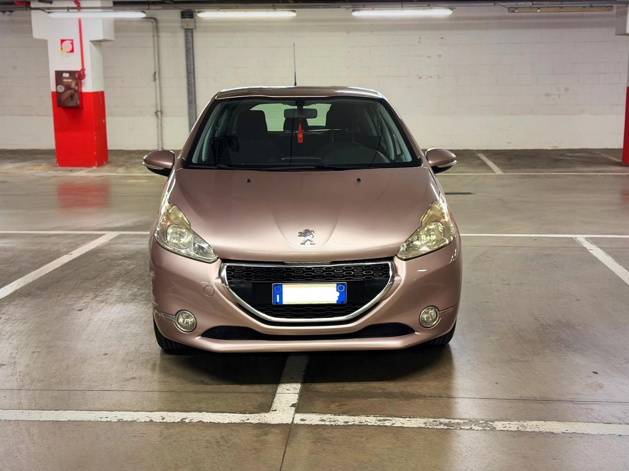 Peugeot 208 1.4 HDi 68 CV 5 porte Access