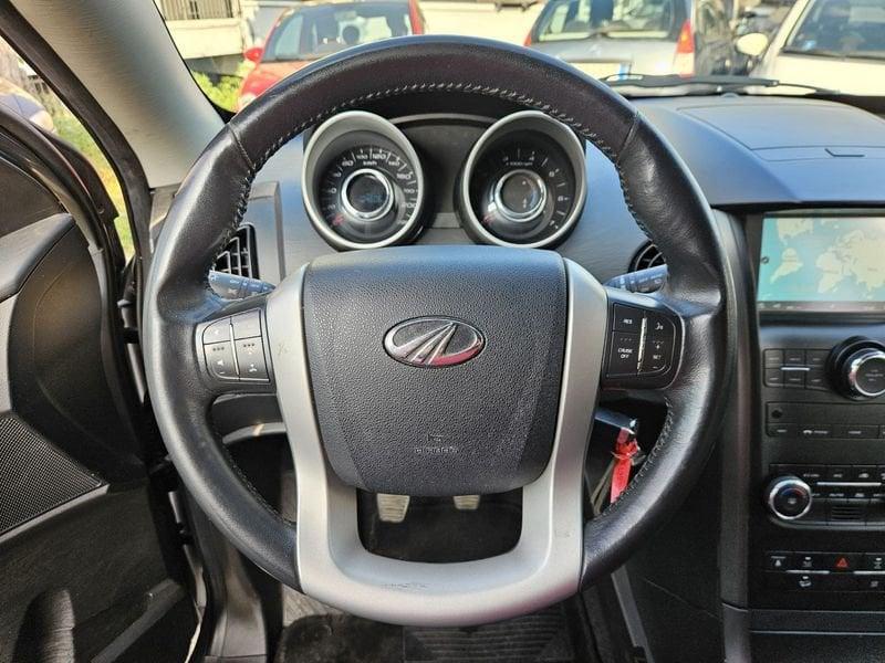 Mahindra XUV500 2.2 16V AWD (4x4) 7POSTI